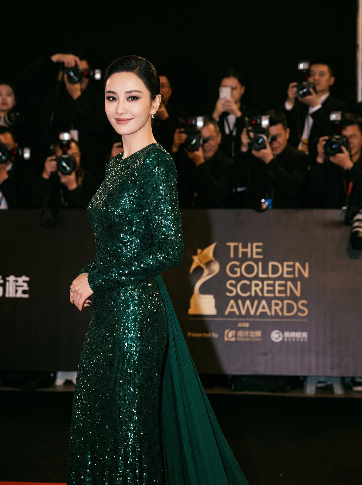 猎奇视频解说-明星访谈